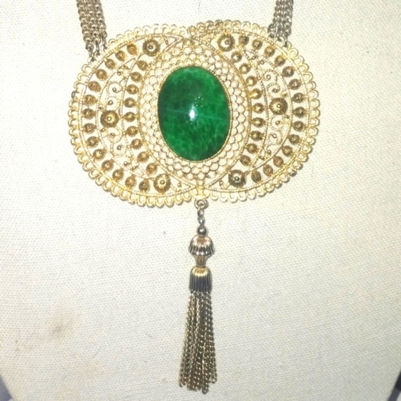 Huge Unsigned Pauline Rader NY Runway Statement Green Cabochon Tassel Necklace - Picture 1 of 3